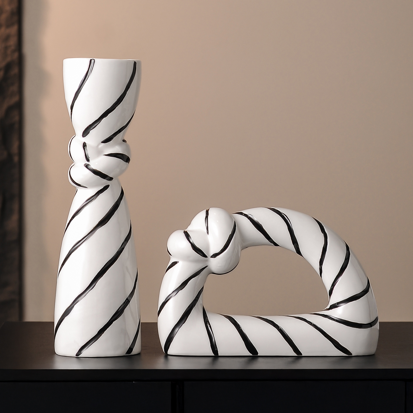现代简约北欧风黑白条纹创意绳结陶瓷花瓶电视柜插花摆件装饰品