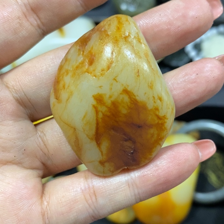未镶嵌和田玉（糖玉）挂件