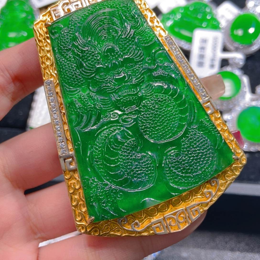 翡翠吊坠(不含链)未镶嵌