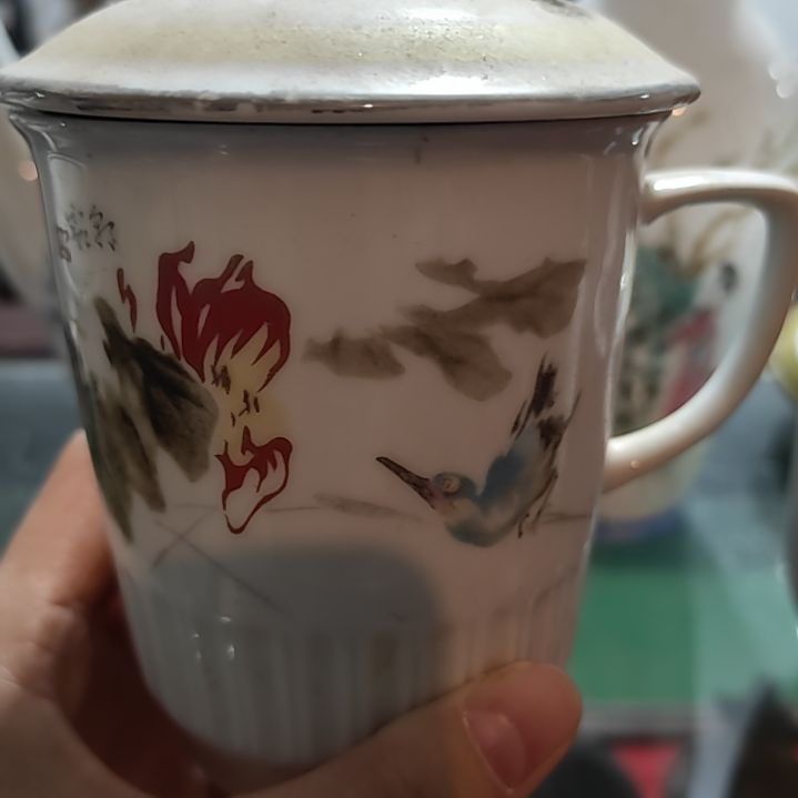 景德镇精美陶瓷摆件