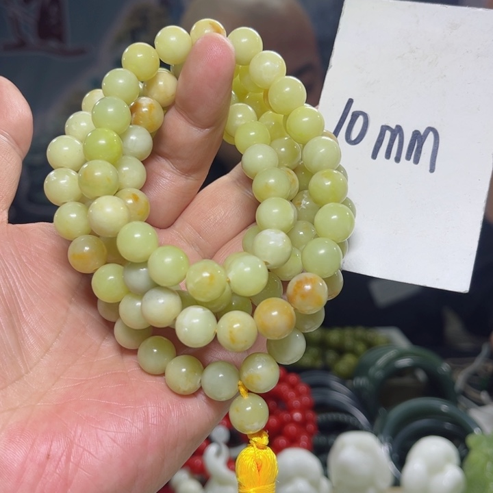 蛇纹石玉颈饰多样性发货未镶嵌