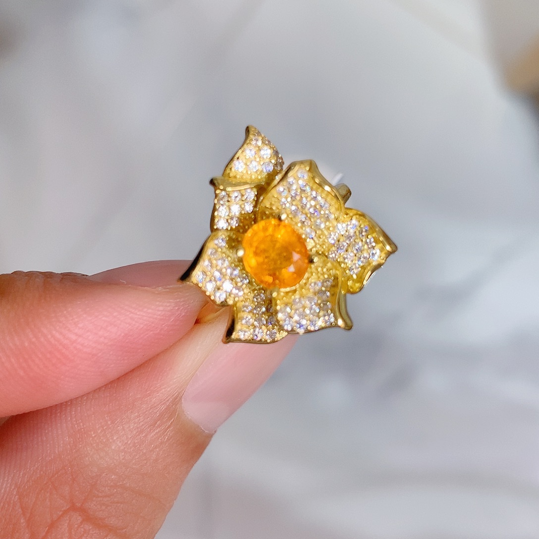 戒指银S925镶嵌石榴石（芬达石）