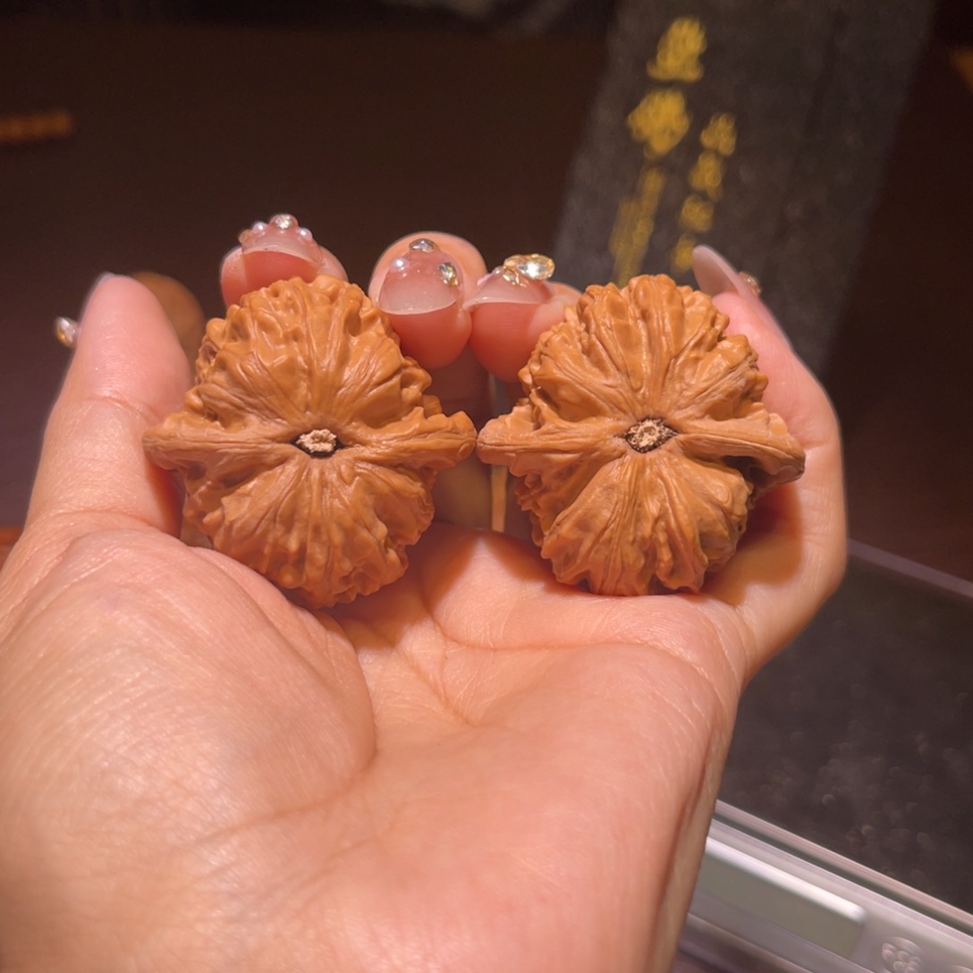 文玩核桃把件别****机40龙脉