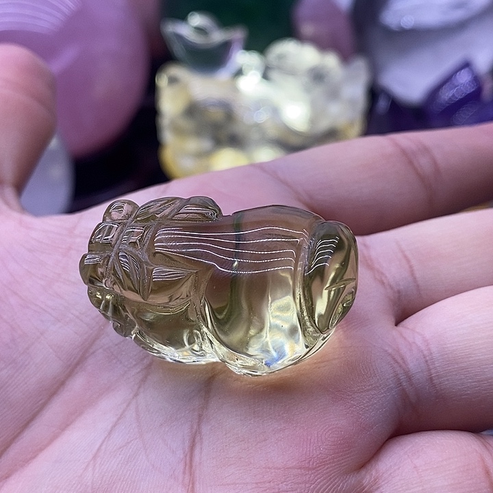 1未镶嵌水晶658黄水晶貔貅