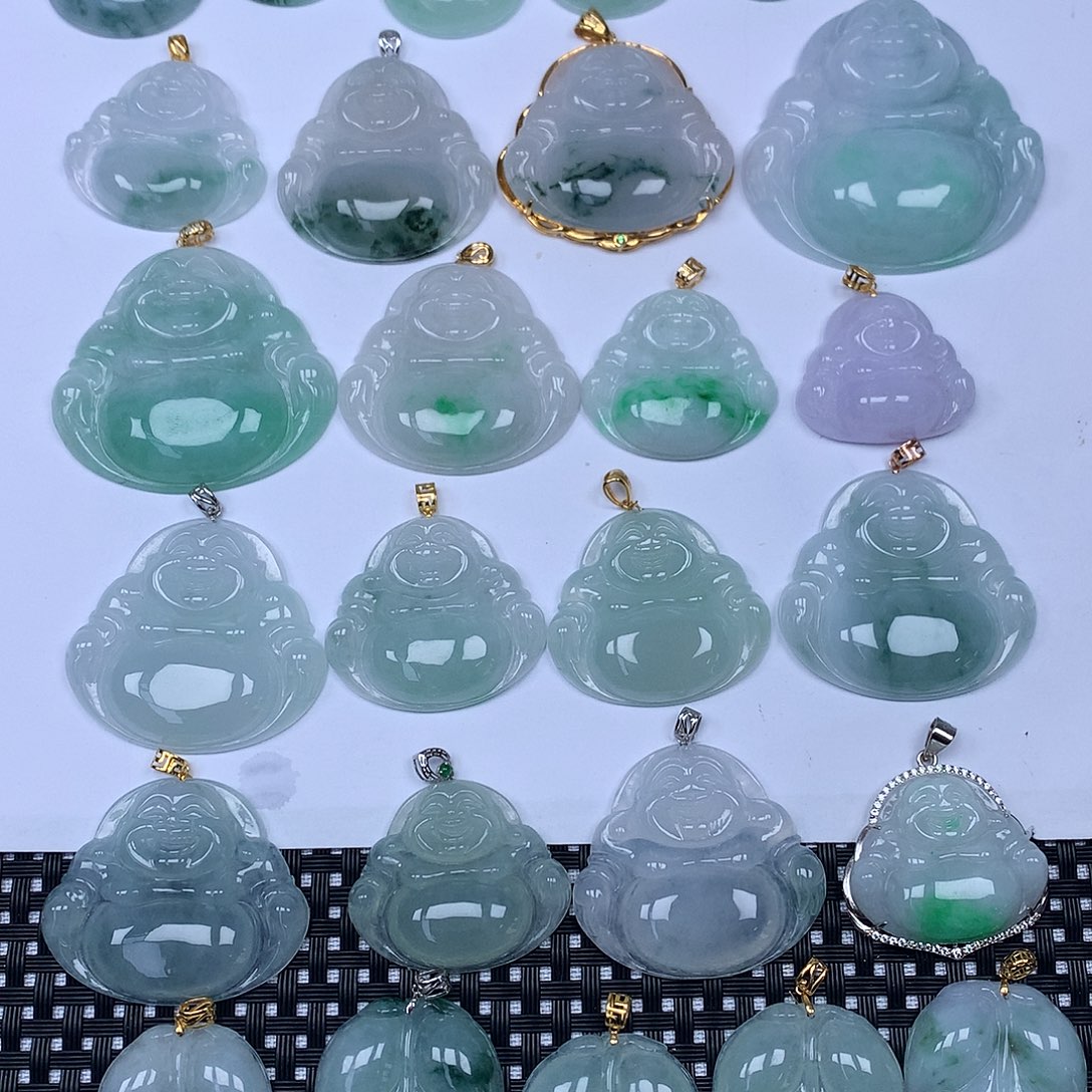 翡翠颈饰未镶嵌我