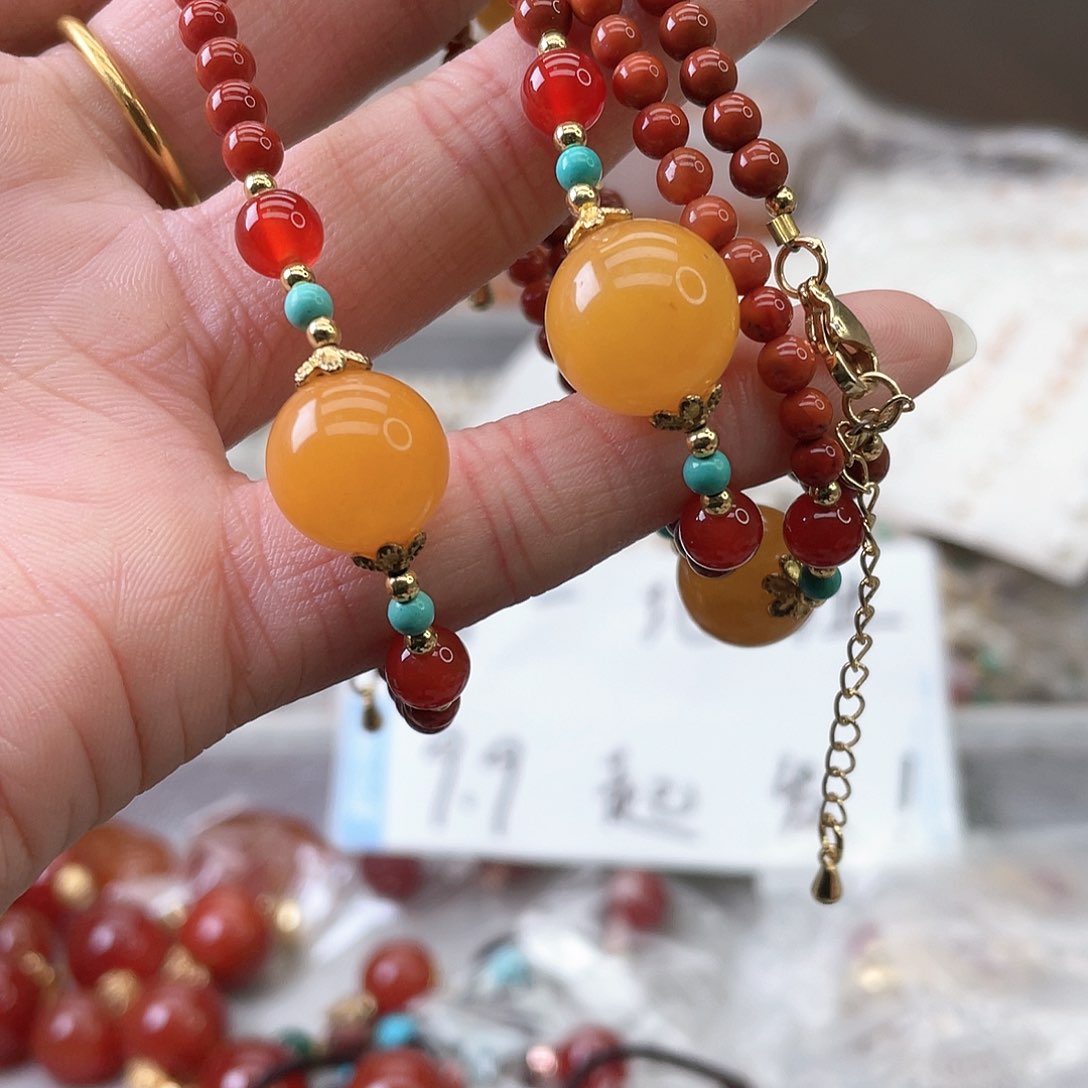 玛瑙/玉髓耳钉合金玛瑙手链随机发一