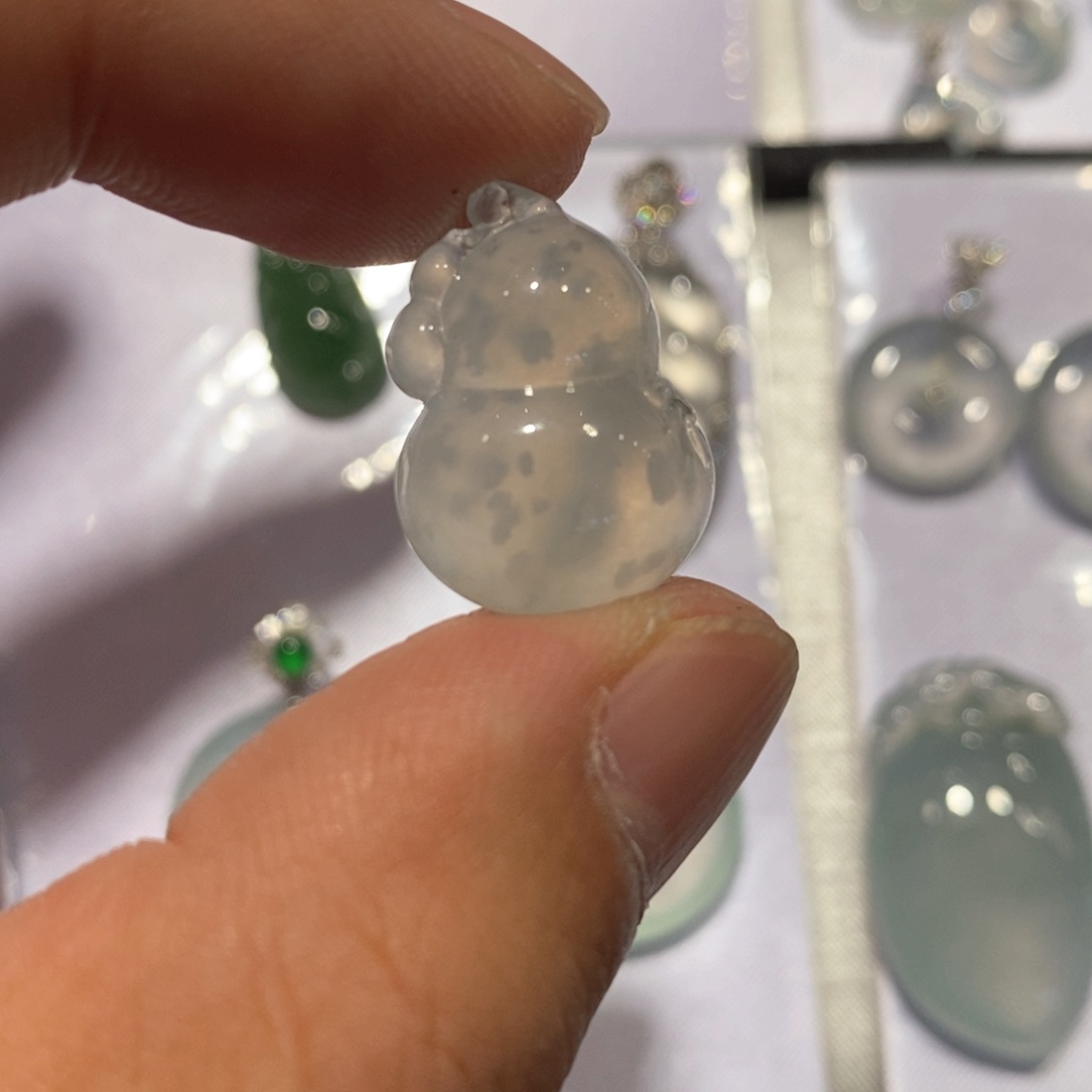 定制翡翠未镶嵌缅甸天然翡翠雪花葫芦