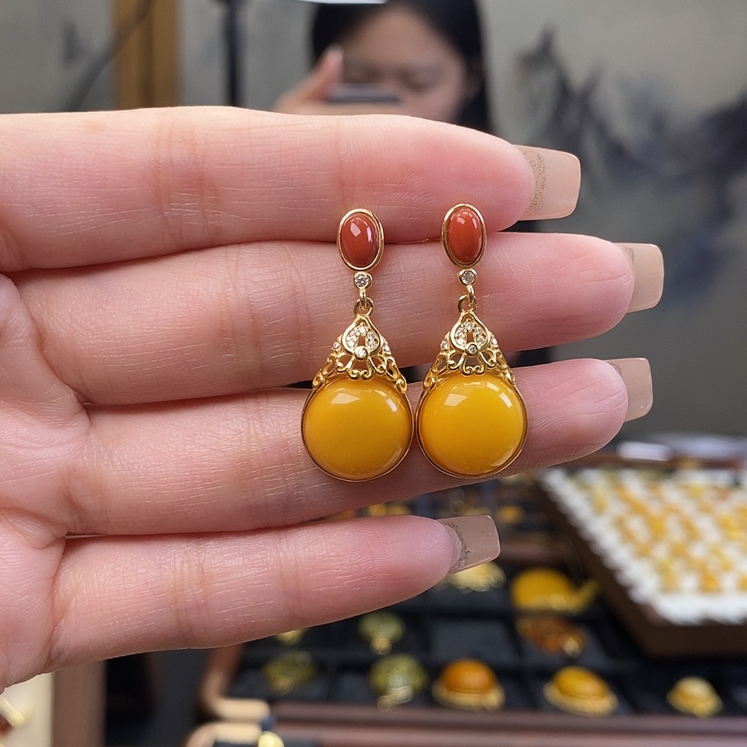 琥珀未镶嵌裸石成品