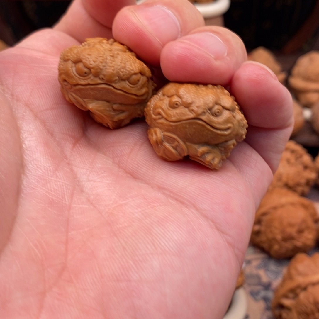 核桃手串/手链麒****败异形金蝉