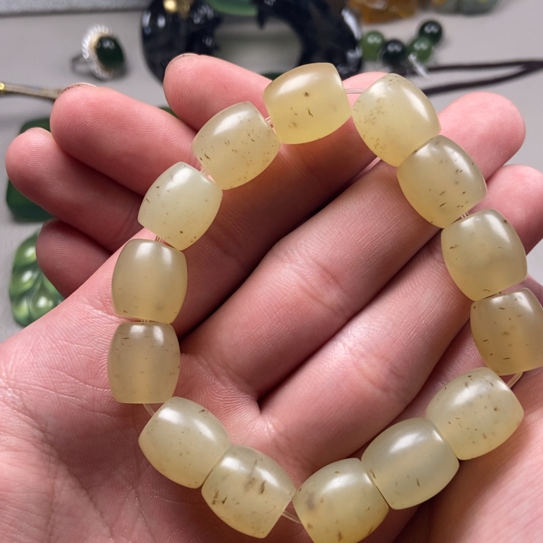 【闪购商品】蛇纹石玉岫玉未镶嵌