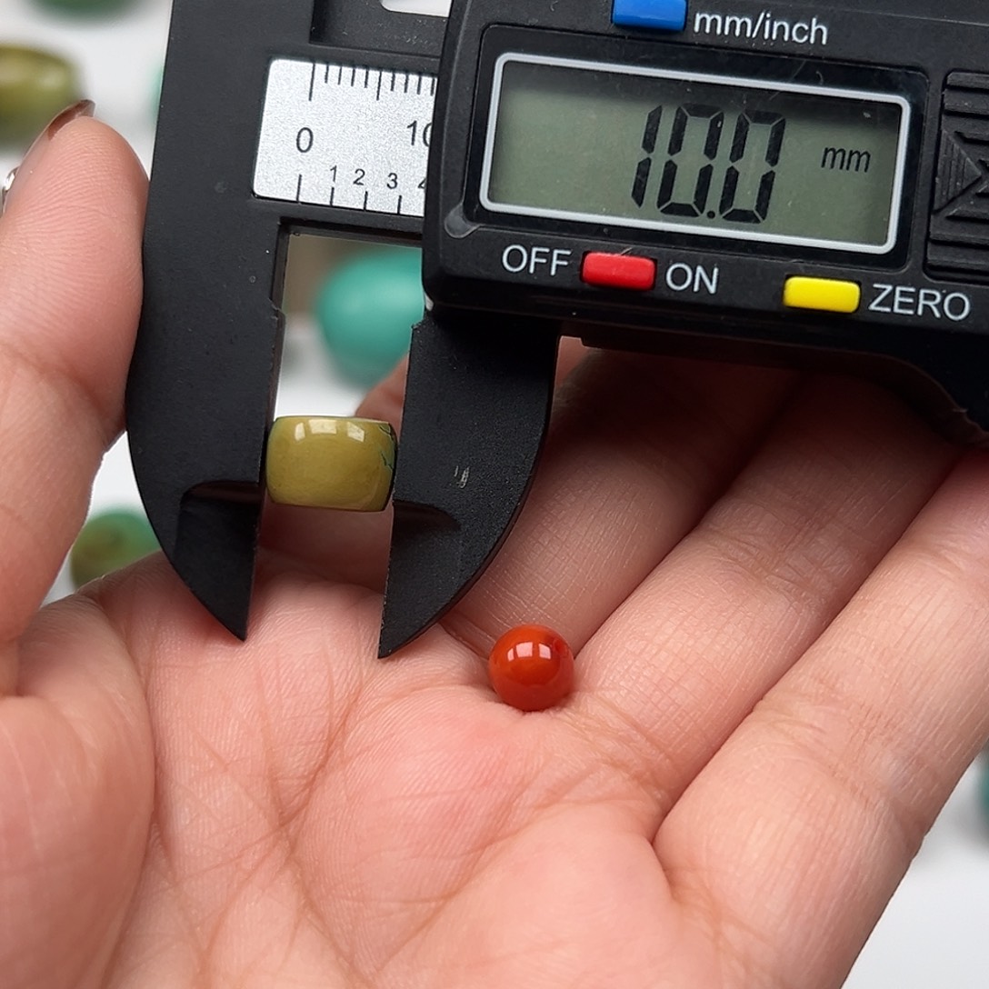 南红玛瑙未镶嵌珠宝奇石