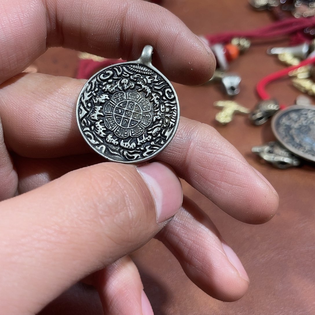 蓝***云东西很好看很好看