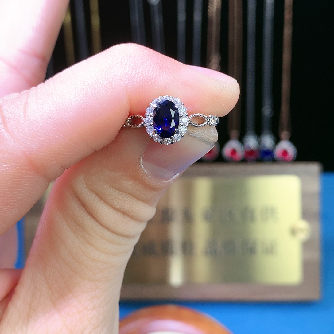 蓝宝石戒指银S925镶嵌