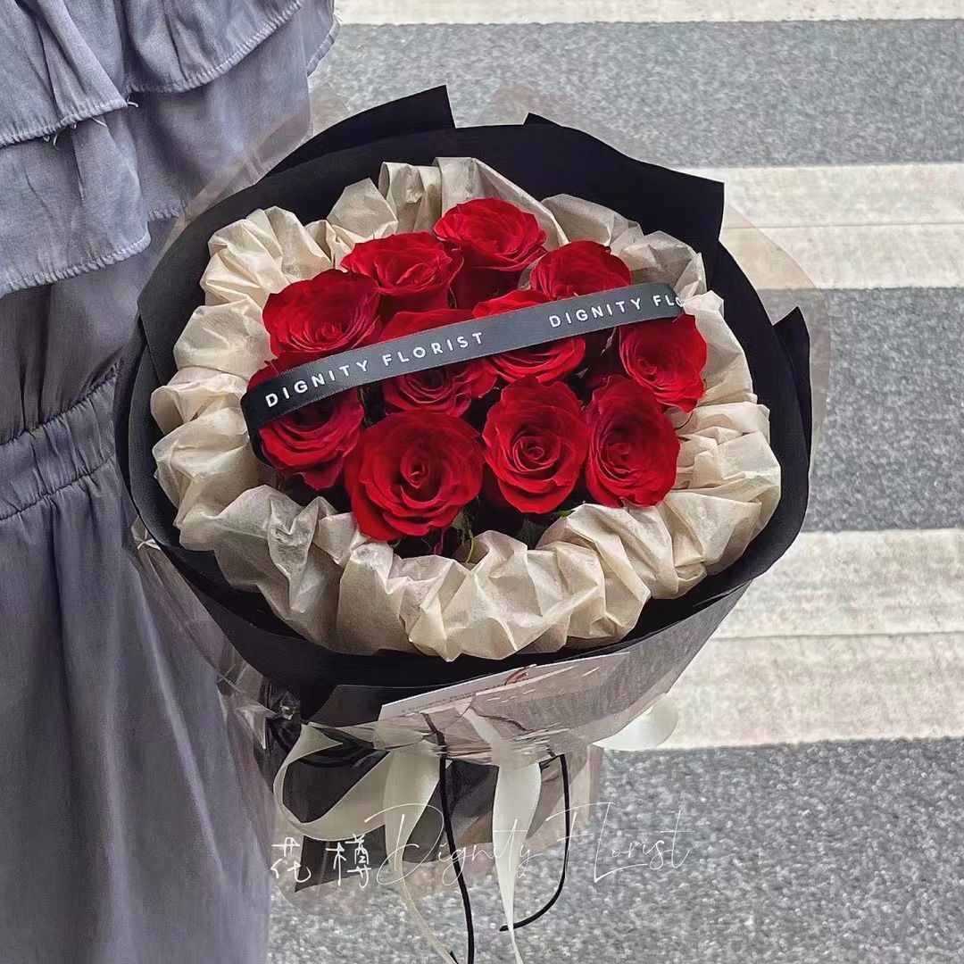 【浪漫些吧】11朵红玫瑰小香风花束生日礼物生日鲜花送女朋友花店送花上门七夕情人节礼物