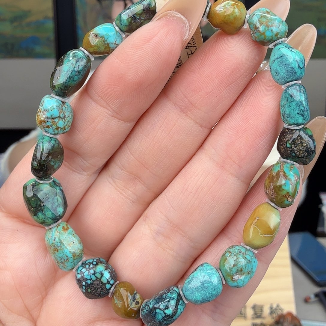 绿松石未镶嵌珠宝奇石