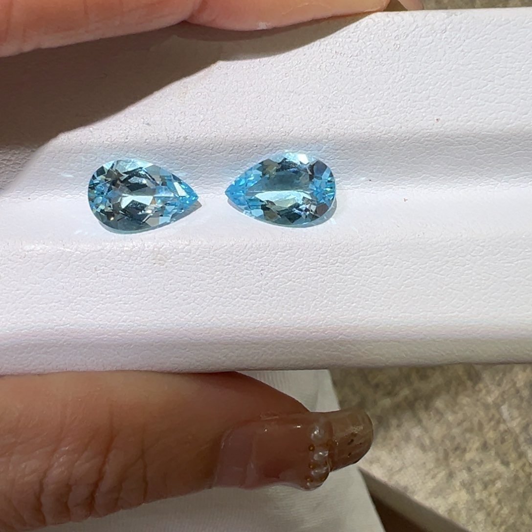 未镶嵌裸石托帕石5.18ct两颗