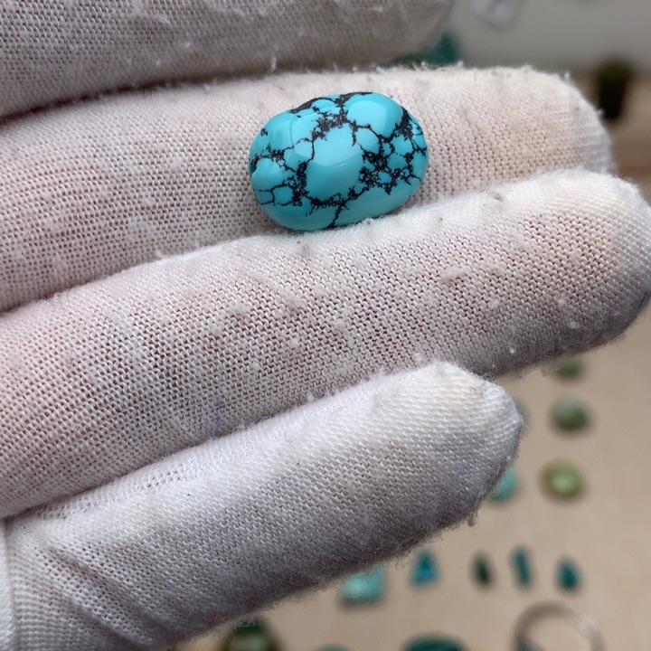 未镶嵌绿松石珠宝奇石