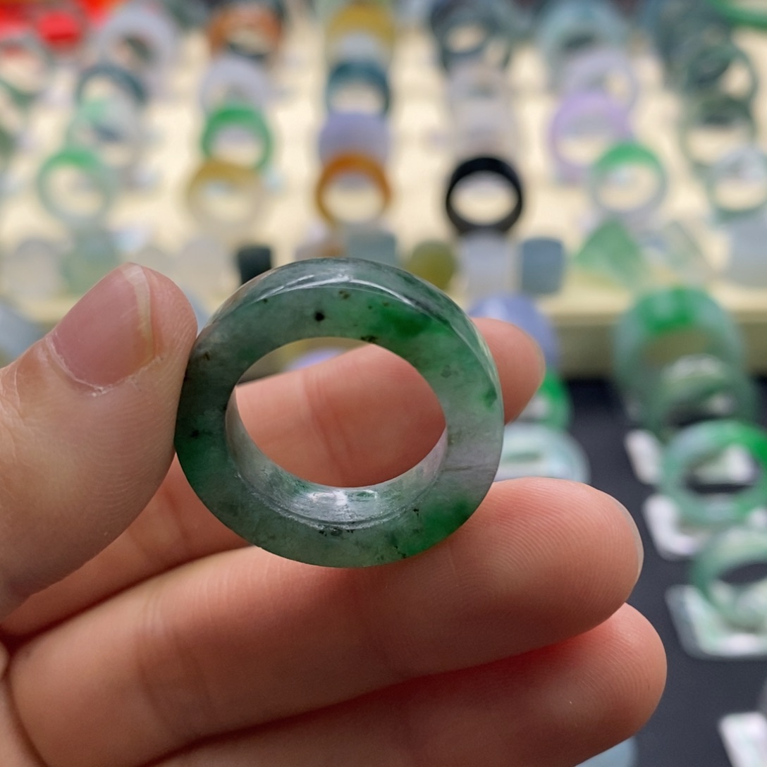定制翡翠未镶嵌圈口15-16