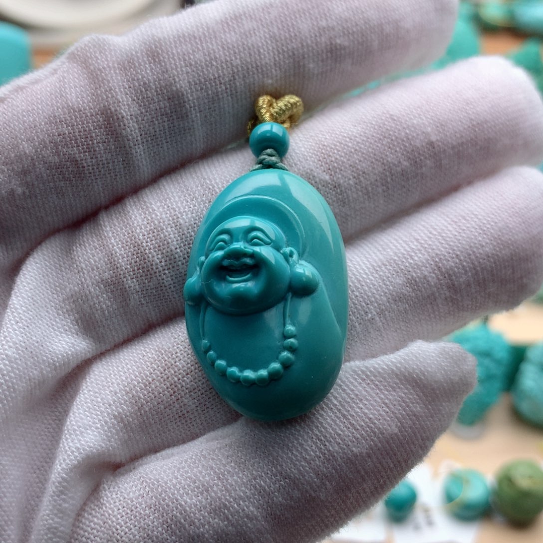 绿松石颈饰未镶嵌