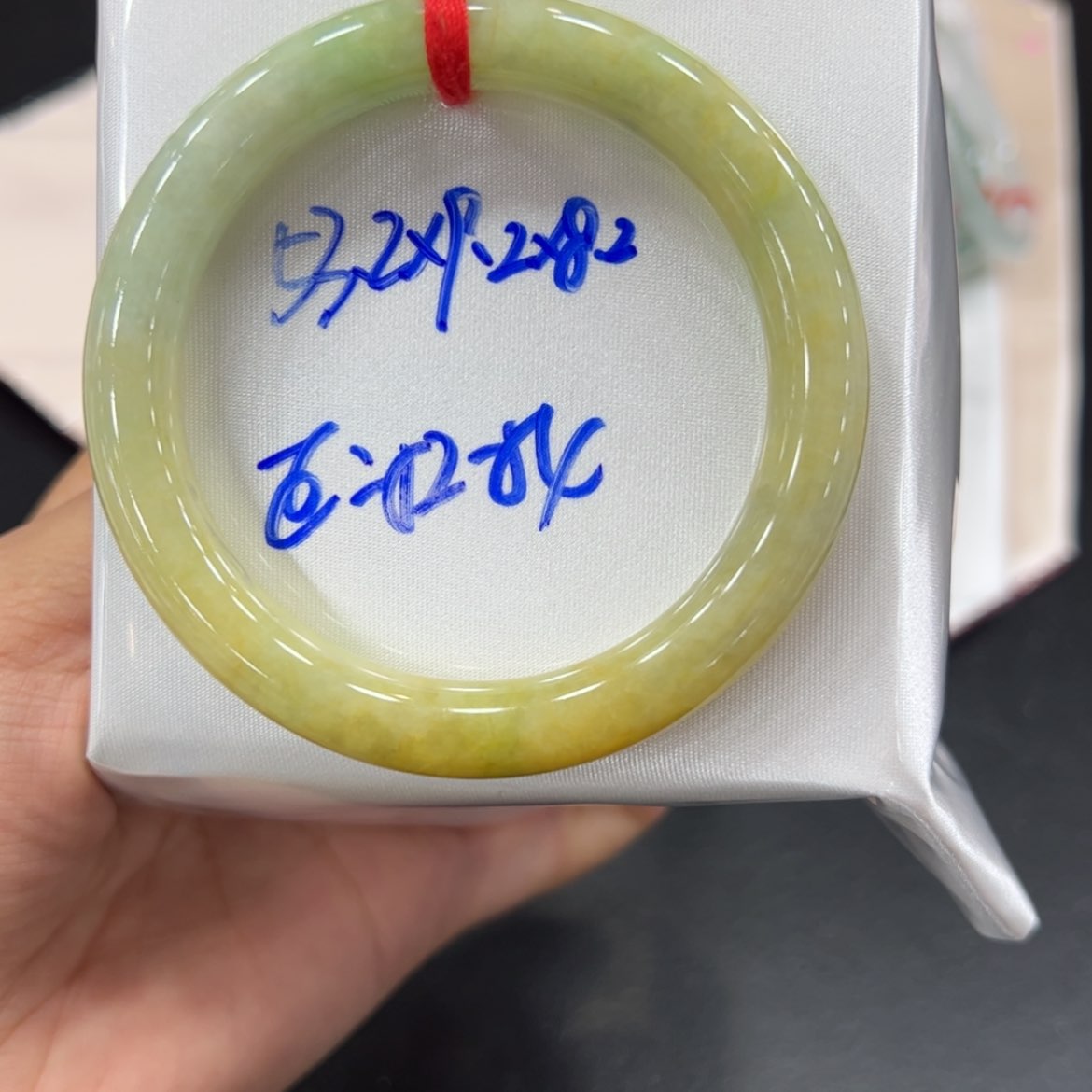 【闪购商品】翡翠手镯未镶嵌翡翠