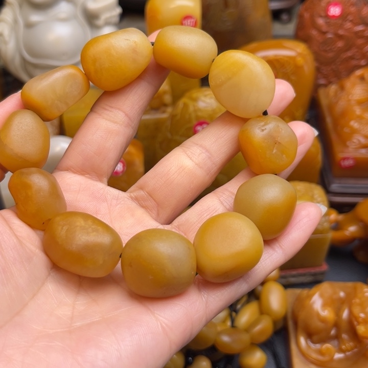 寿山石印石鸿*题材：工艺品