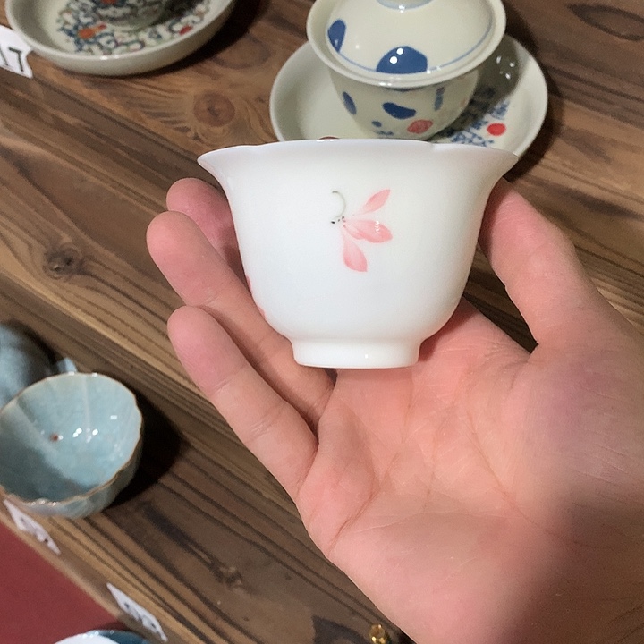 Q***Q微瑕茶具介意勿拍