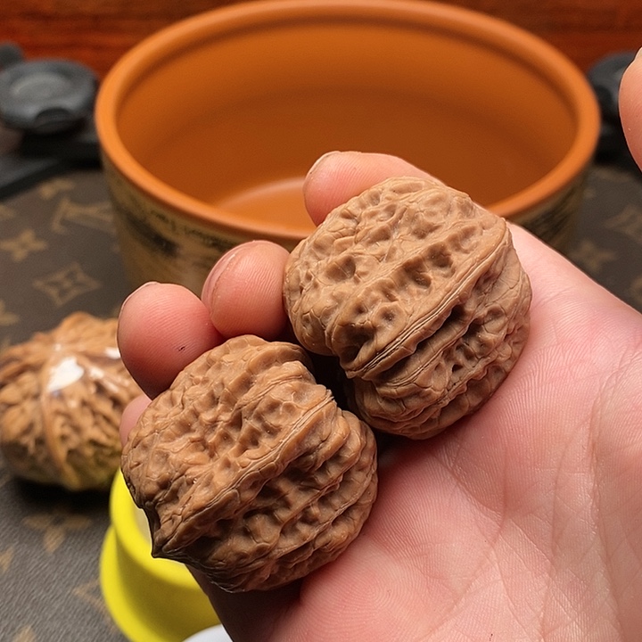 文玩核桃精品对福利