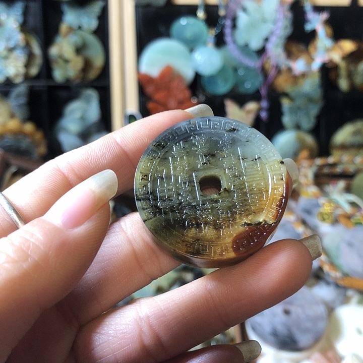 岫玉未镶嵌岫玉挂件
