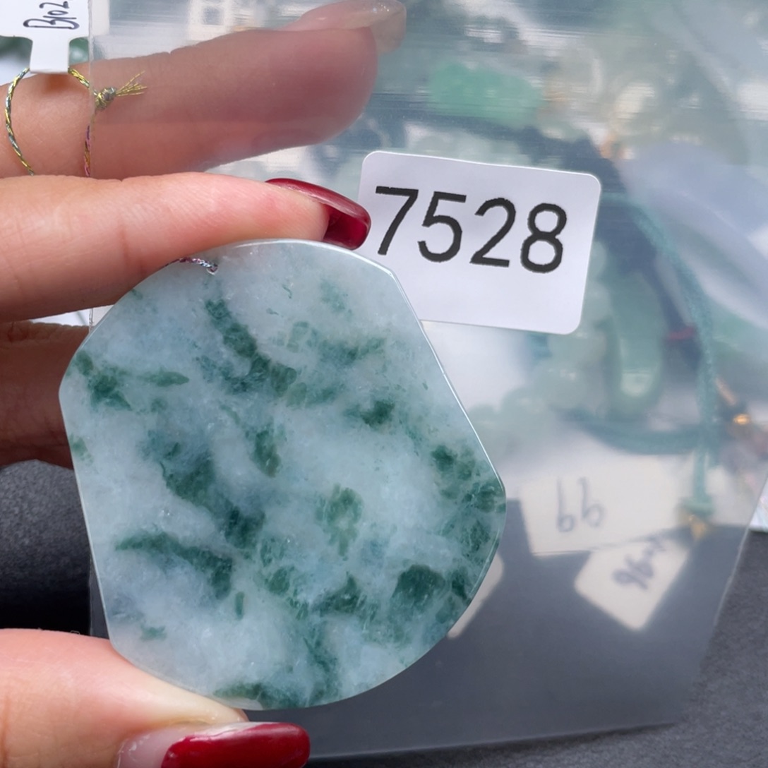 翡翠未镶嵌颈饰天然a货缅甸翡翠包邮