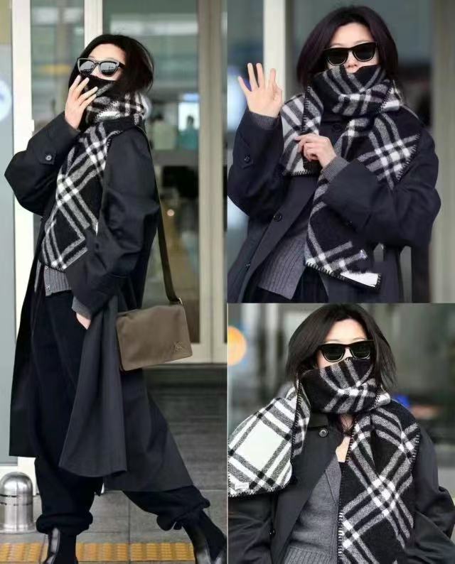 经典大格子中长款围巾