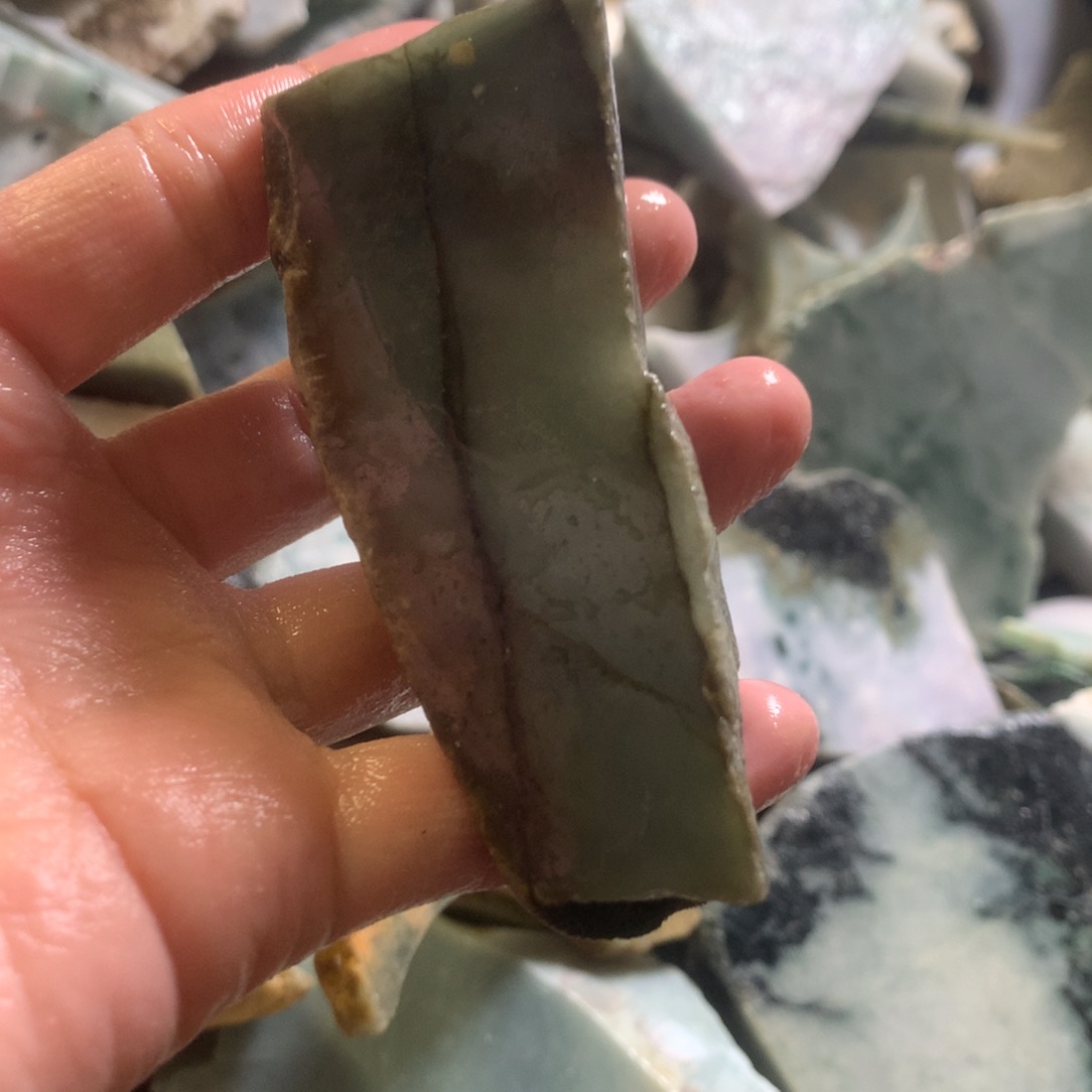 翡翠颈饰未镶嵌缅甸翡翠