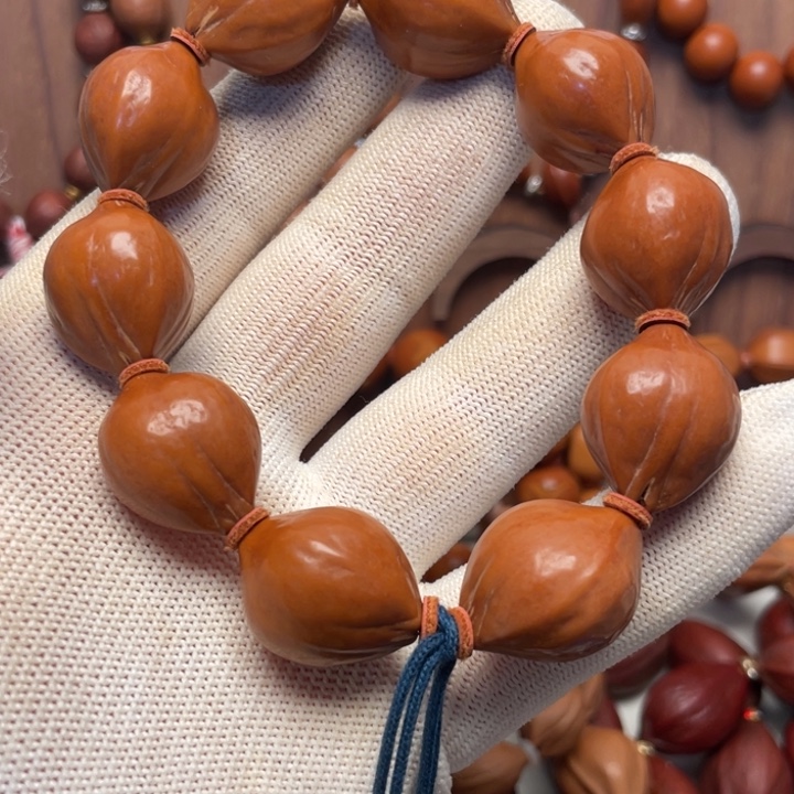 向***右手串/手链橄榄核1.9油核