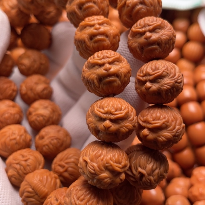 猴头核桃吊坠龙***斗战胜佛