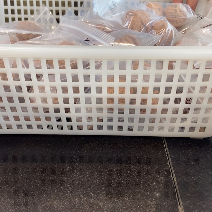 吊坠文玩核桃磨盘瑕疵