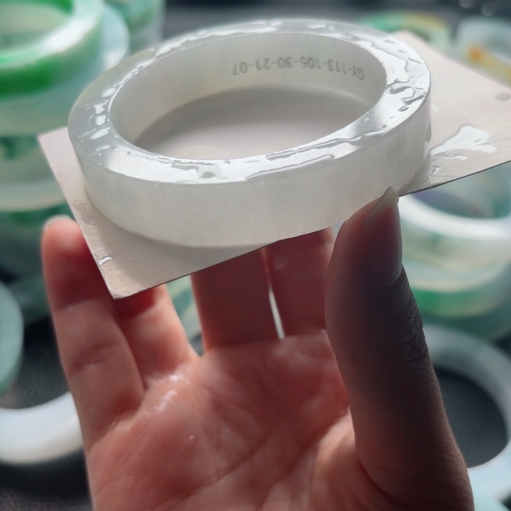 东***主定制翡翠未镶嵌不退不换