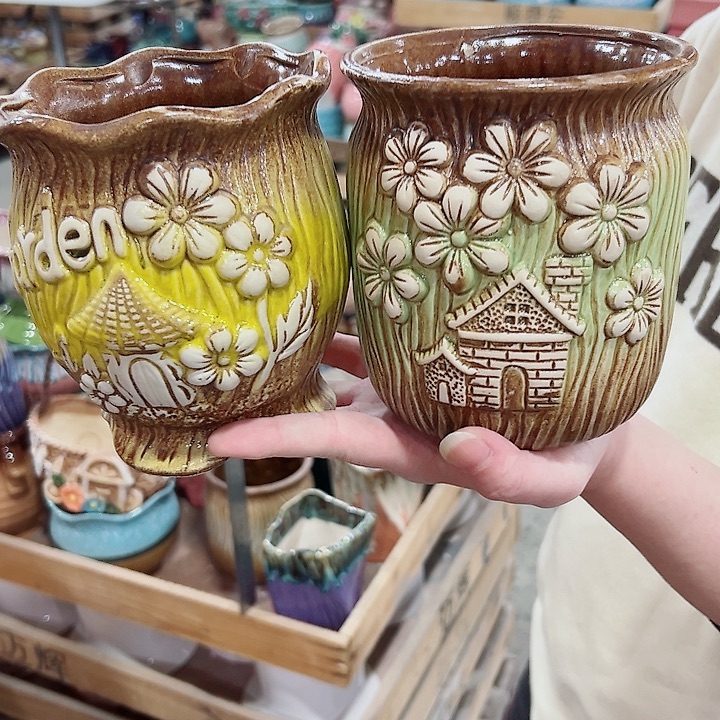 有孔.凑满10元发货多肉陶瓷花盆！