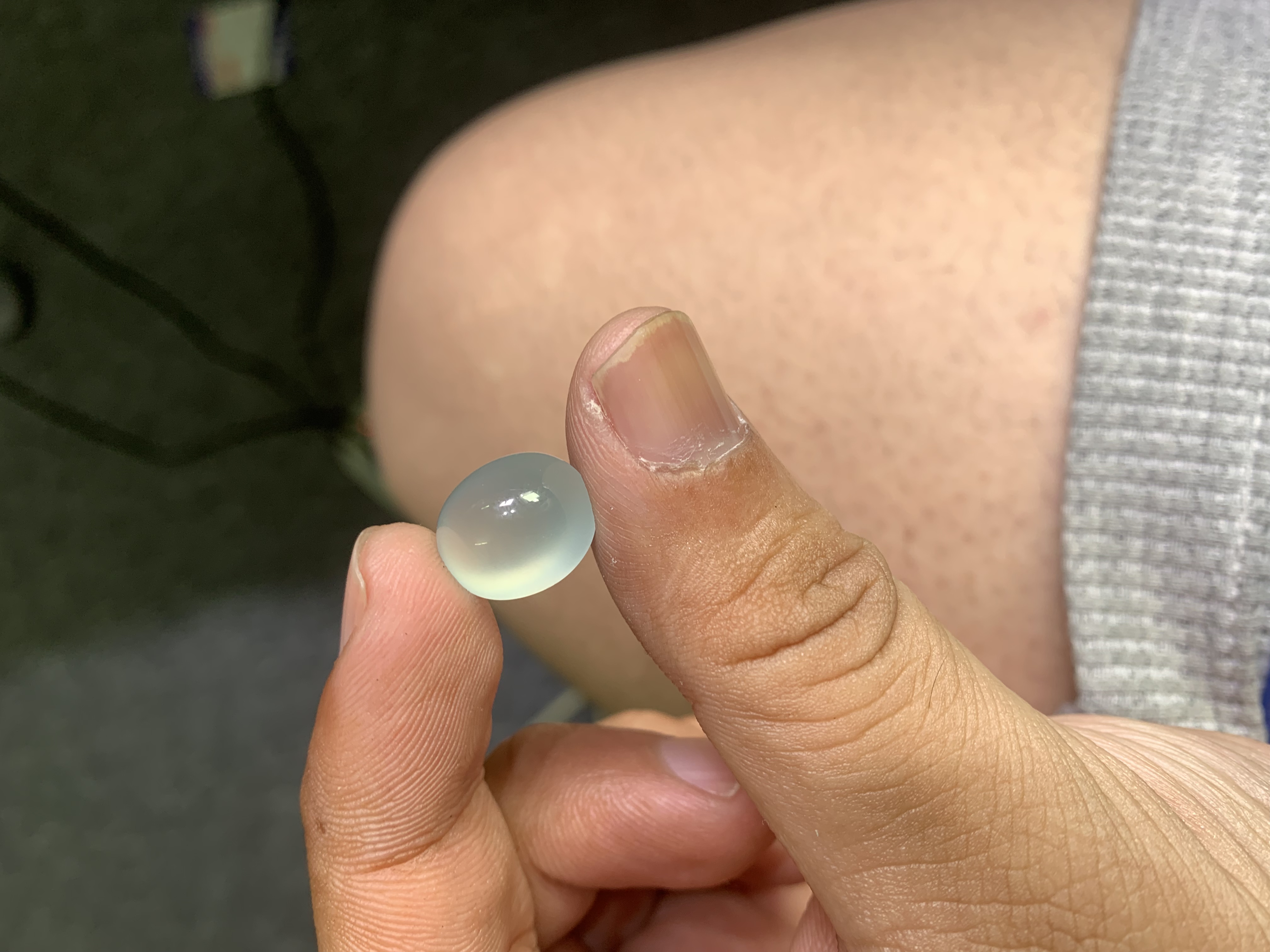 天然缅甸翡翠A货蛋面