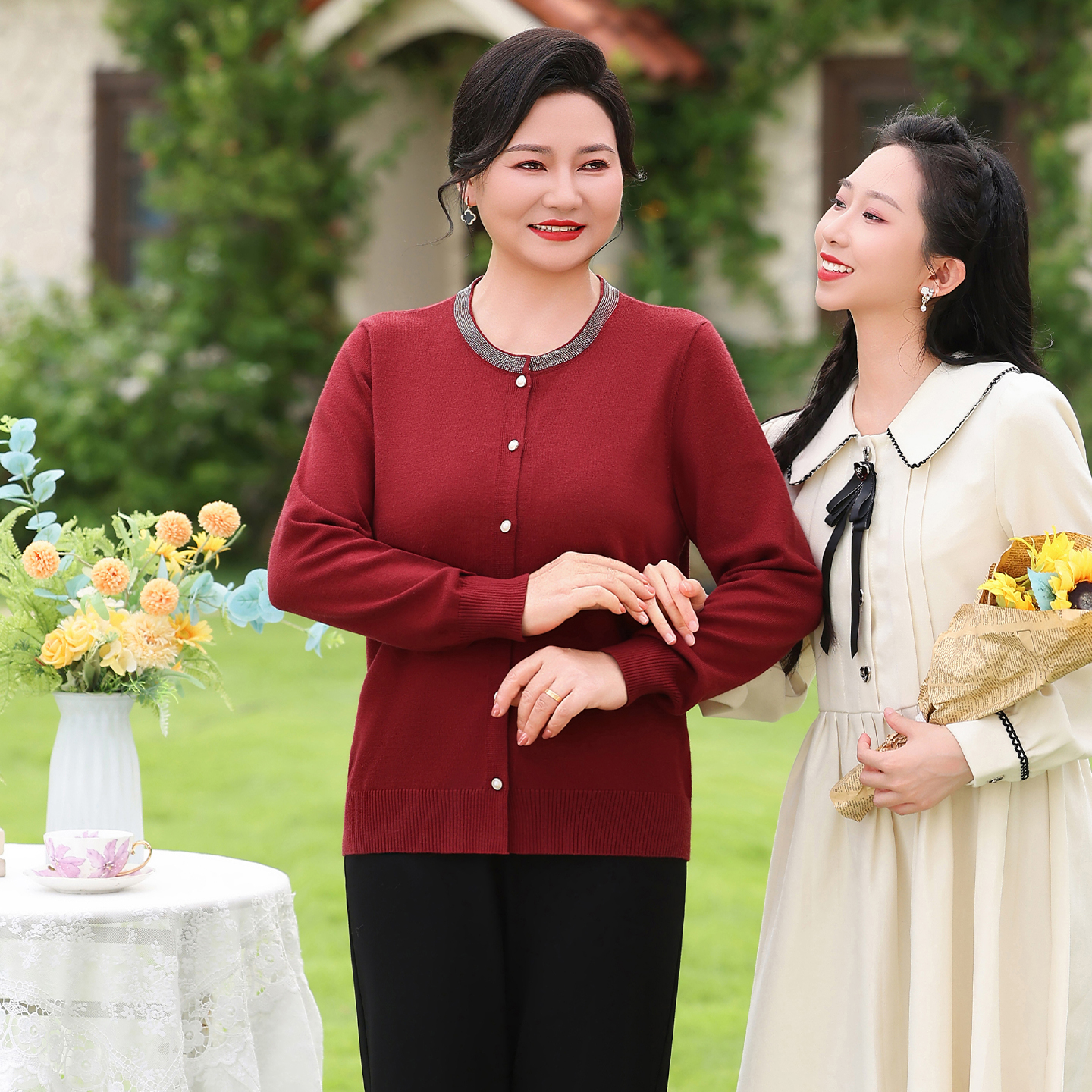 妈妈装秋装开衫中老年女装长袖衫圆领烫钻百搭气质针织衫WM25720