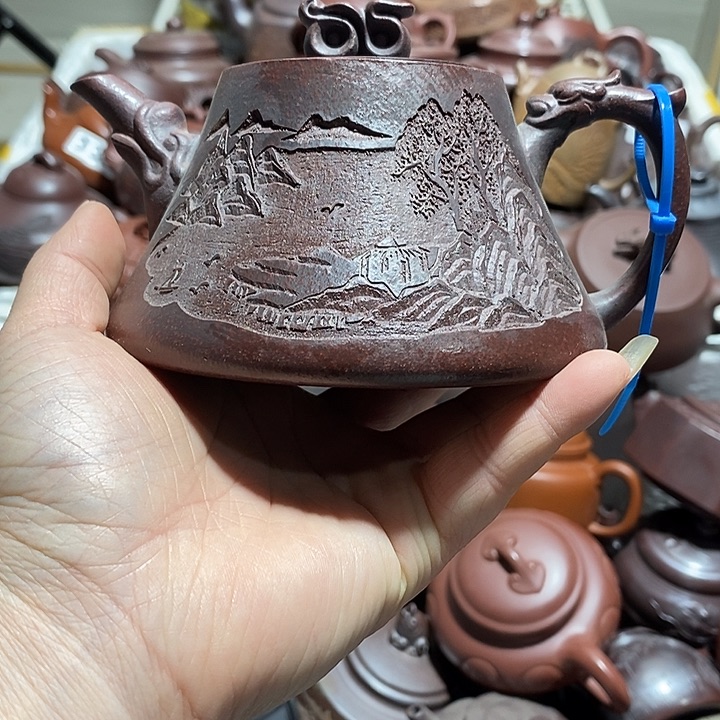 紫砂茶壶微瑕微笑