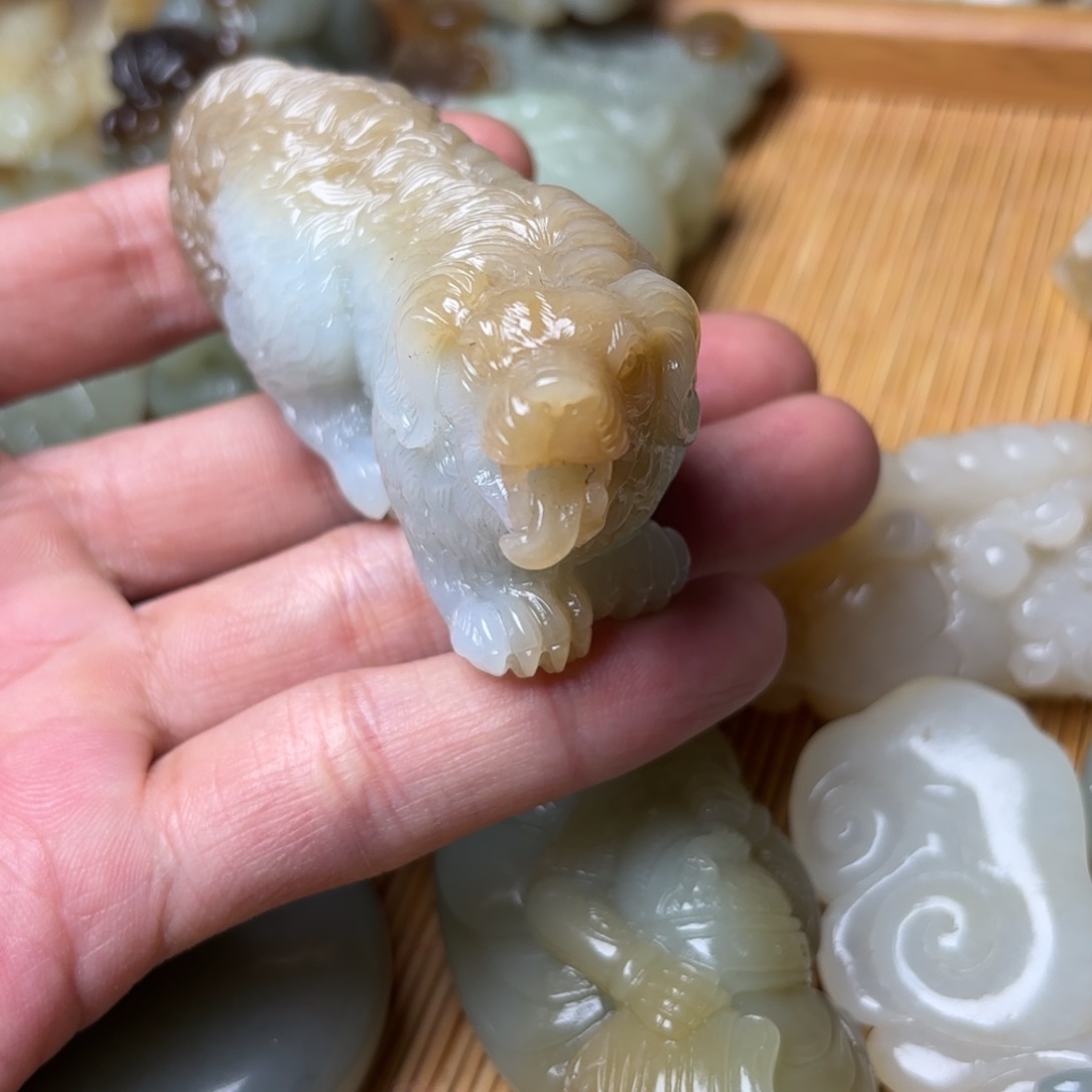 和田玉把件未镶嵌清**散