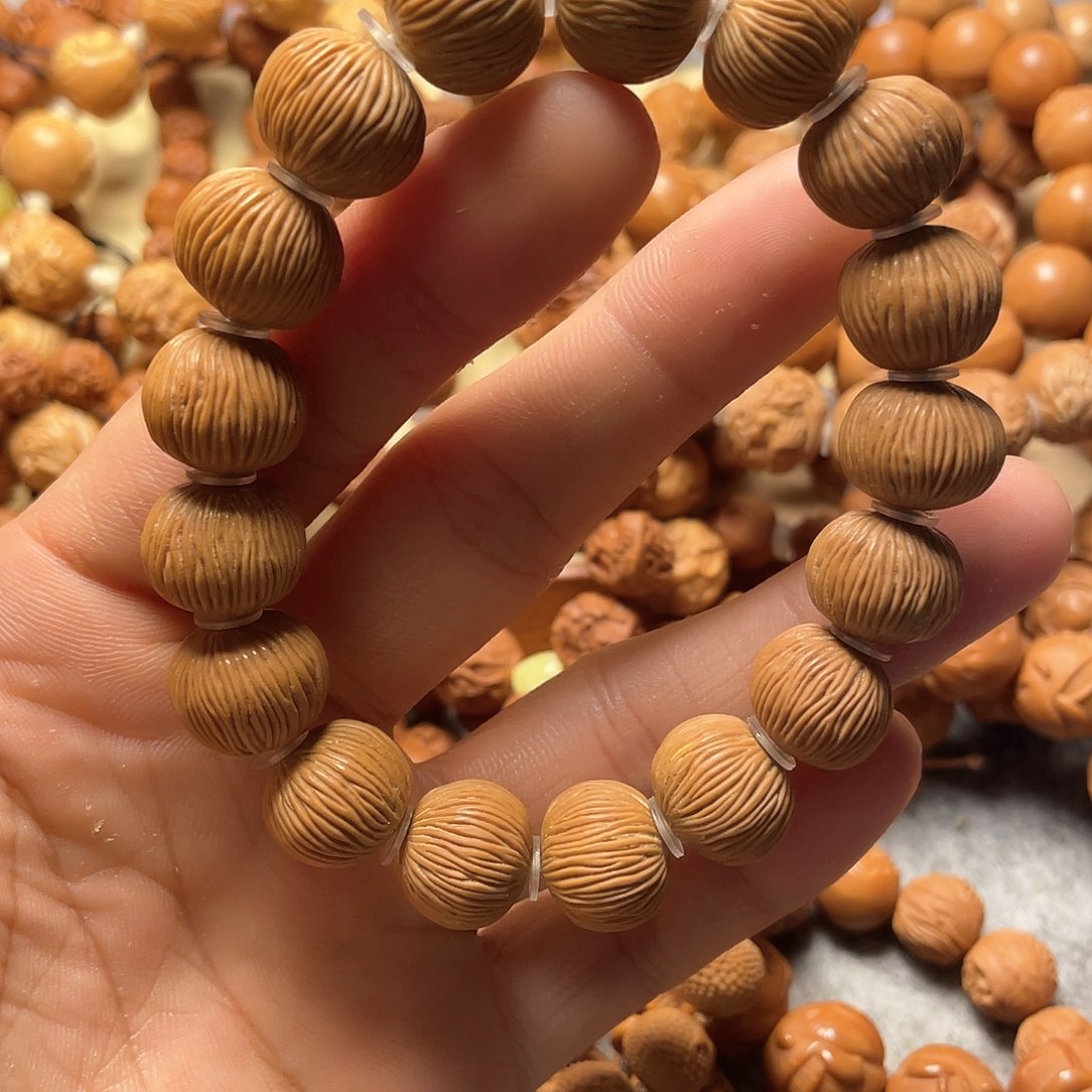 猴头核桃雕刻拉丝（微瑕）