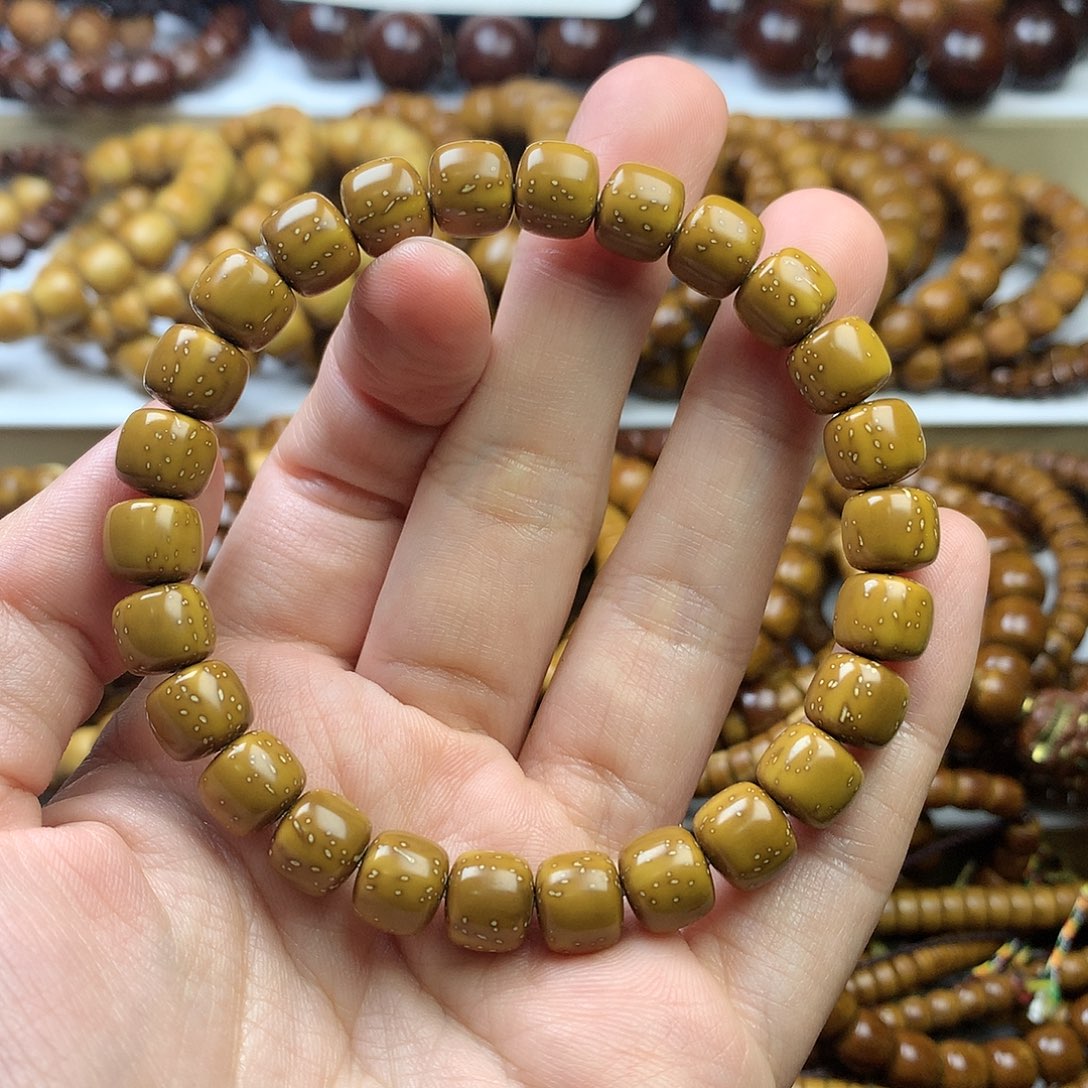 【闪购商品】紫金鼠手串9*8实心老型满天星