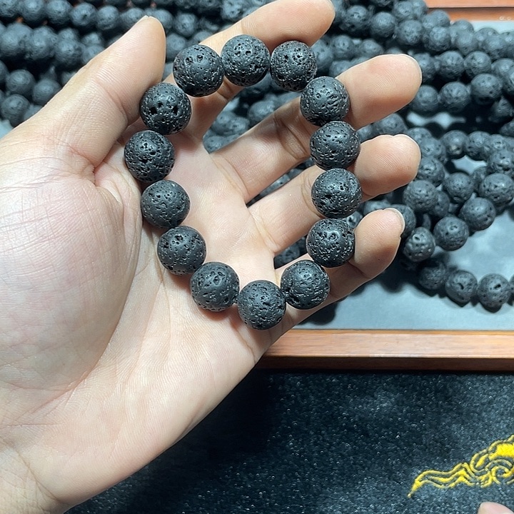 黑曜岩合金颈饰火山岩石