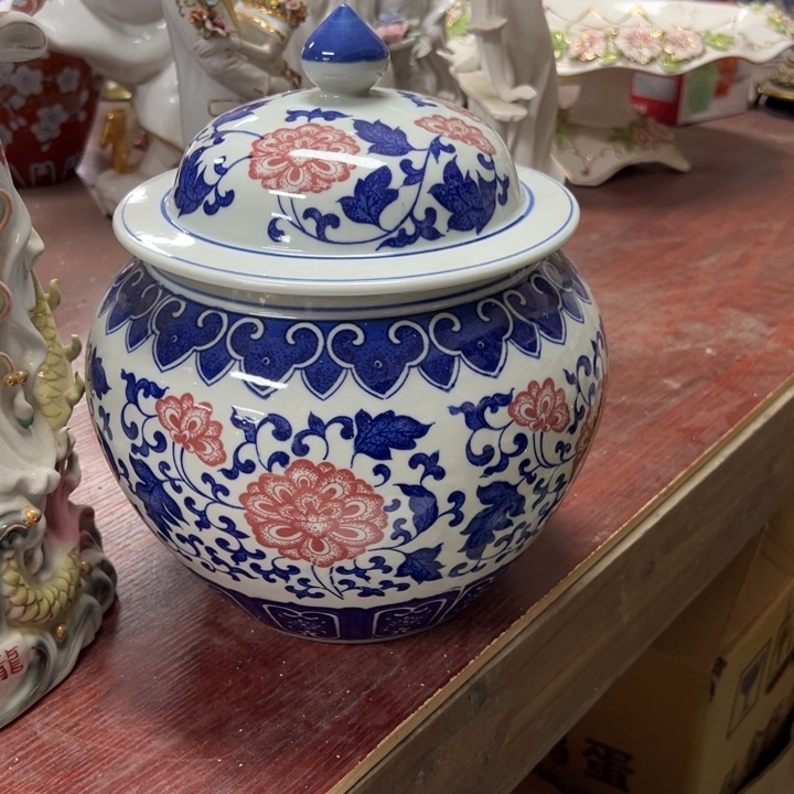 瓷片微瑕陶瓶。。。。。。。。。。。。。。。。。