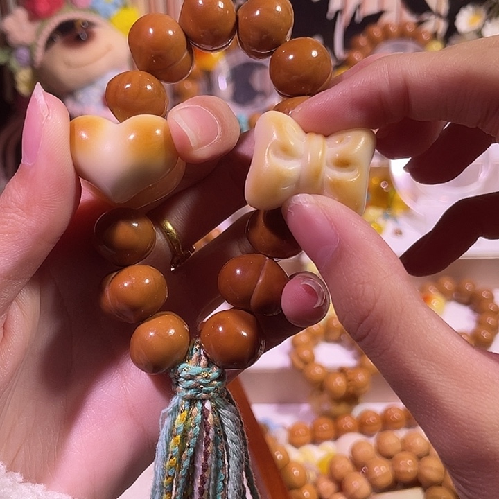 徐***晶猴头核桃手串猴头屁桃手持设计款