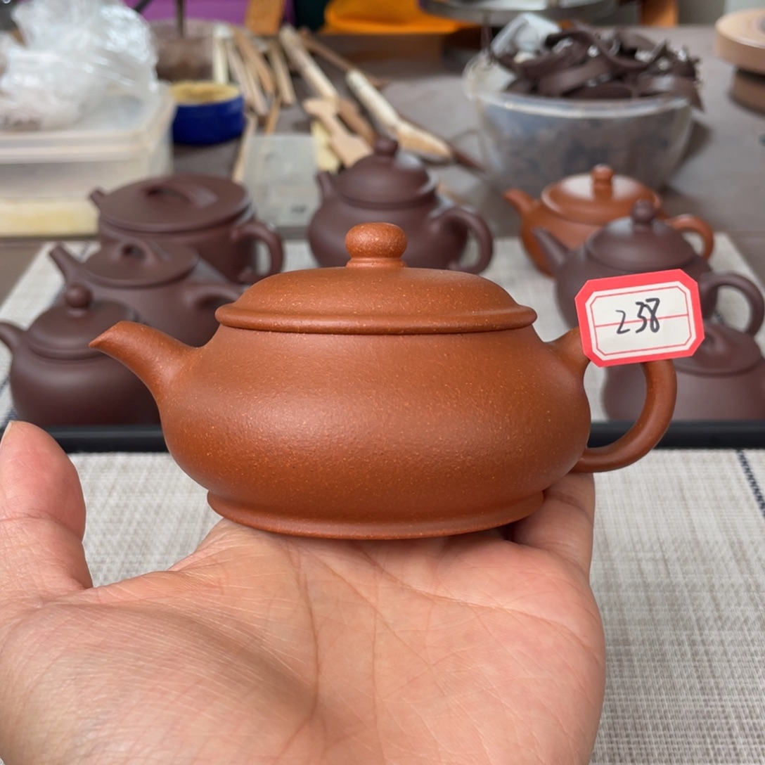 徐***2茶壶紫砂微瑕半手工红降坡明炉壶150cc