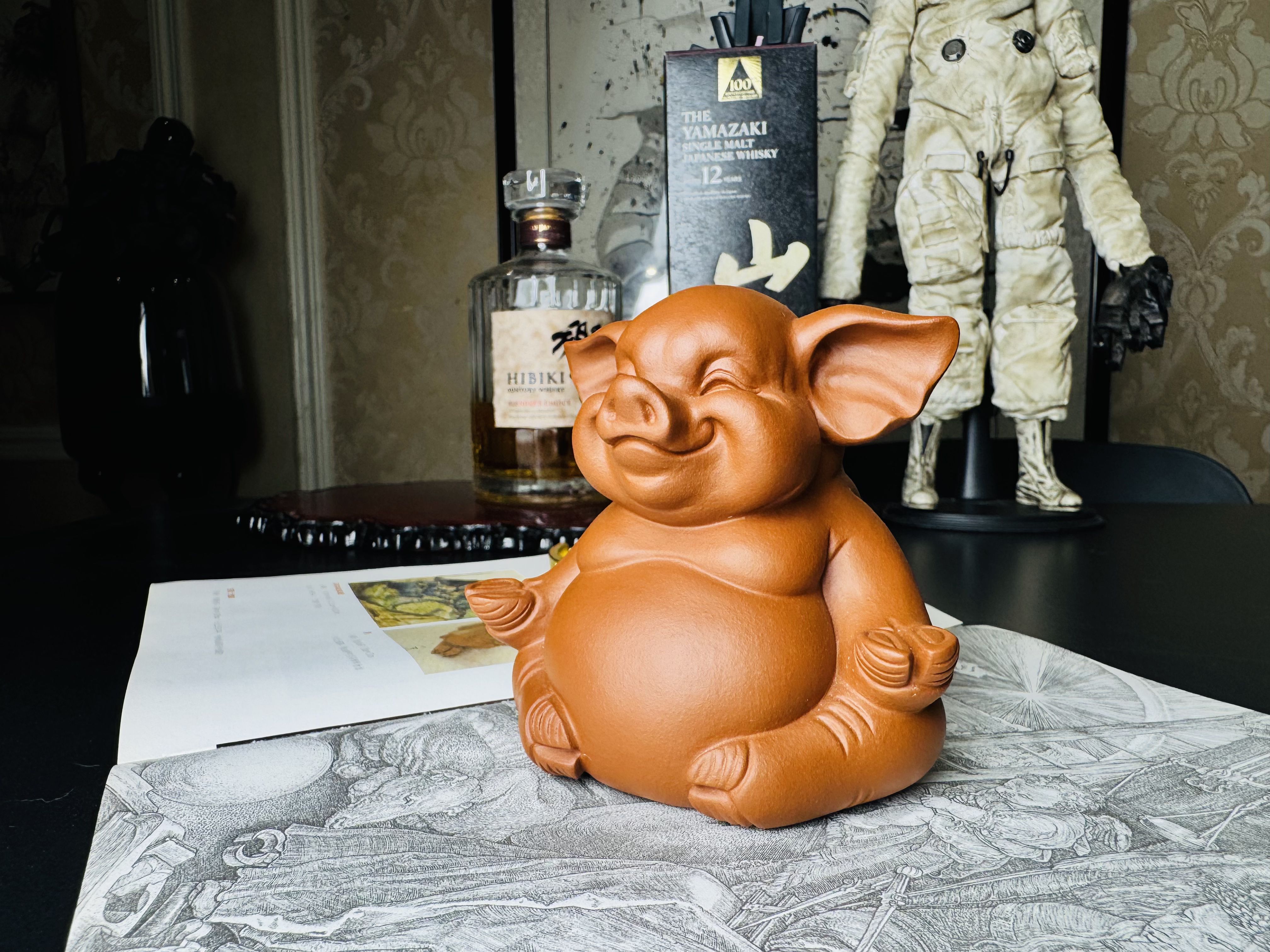 李建伟紫砂茶宠猪仙禅定猪打坐猪发财源滚滚富贵吉祥宜兴观物紫砂