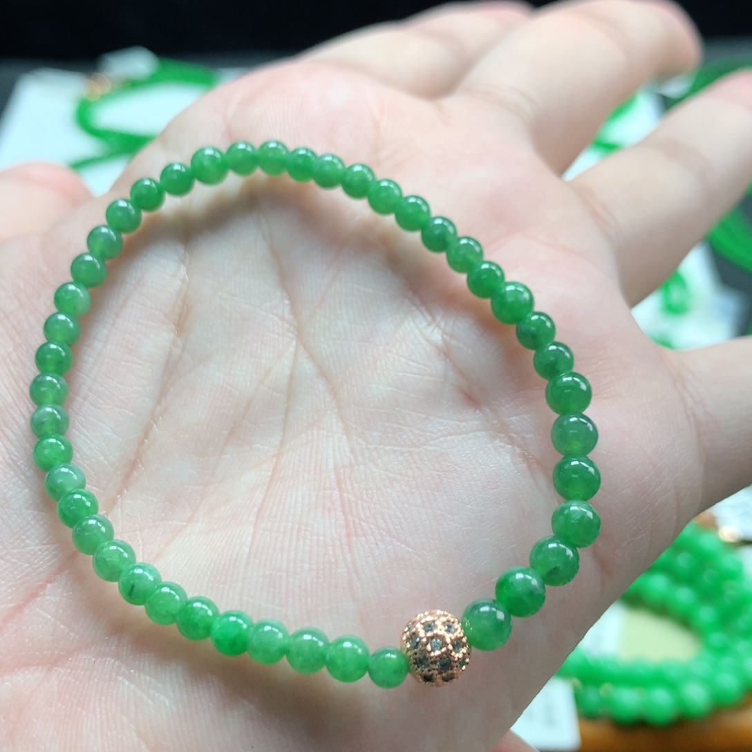 翡翠未镶嵌手链翡翠