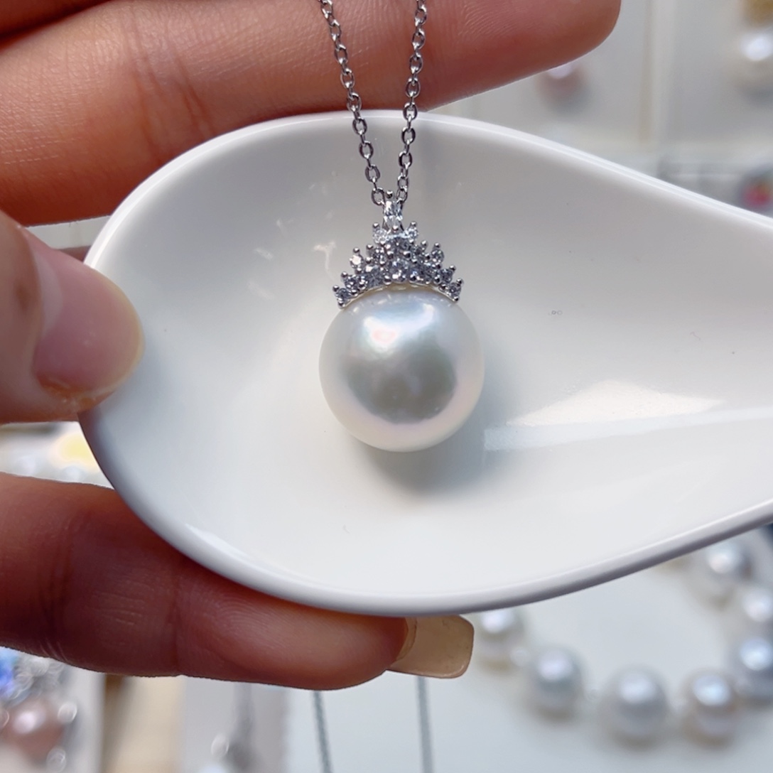 卿***姐银S925镶嵌淡水珍珠颈饰