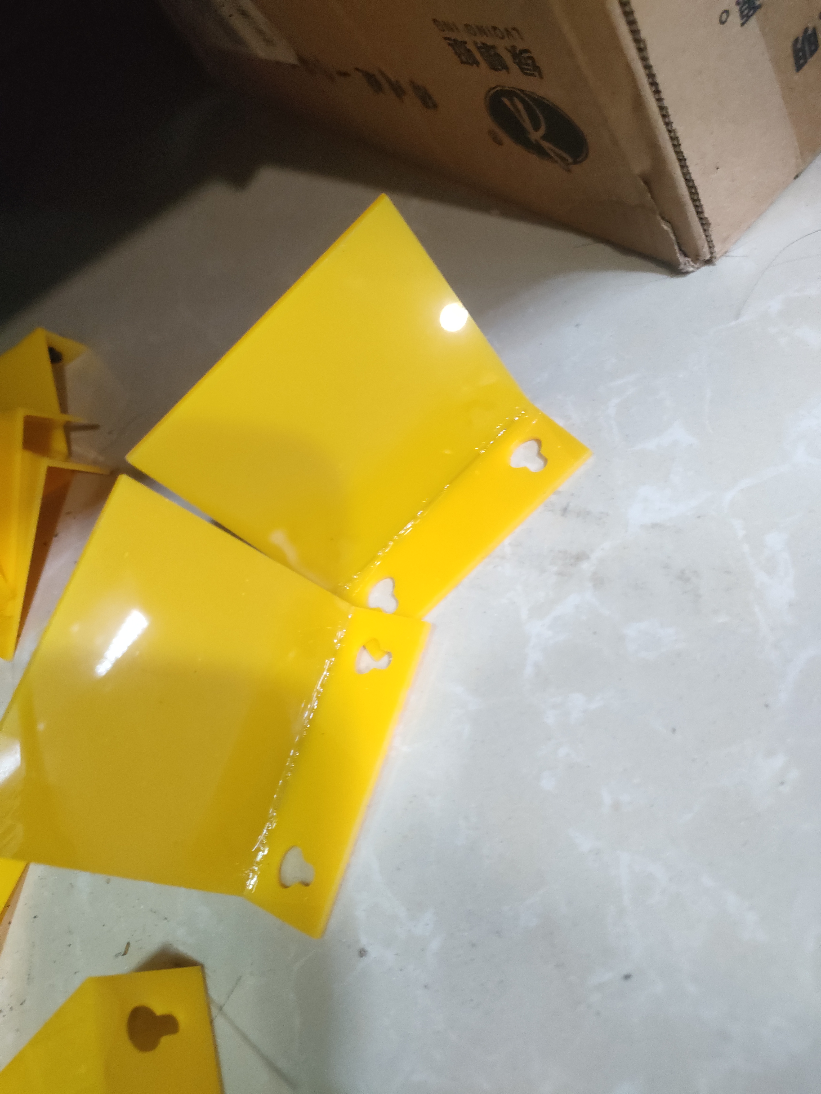 双面黄板粘虫板蓟马纸贴诱捕黄蓝飞虫小黑飞果蝇大棚适用驱虫室内